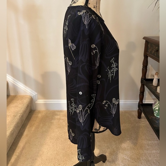 LOFT Black and Gray Long Sleeve Blouse - Picture 3 of 5